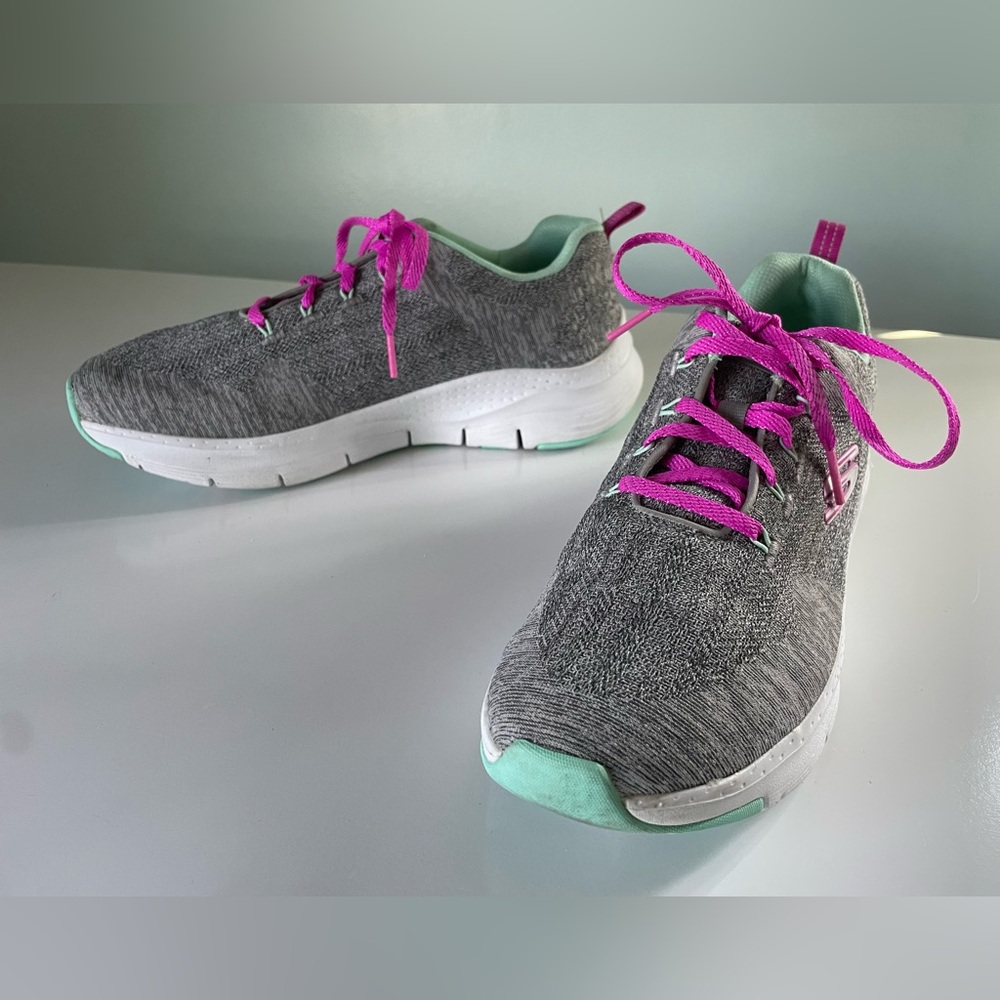 Skechers Arch Fit Air Cooled Size 9W Comfort Shoes Athletic Gray White Pink - Picture 13 of 15